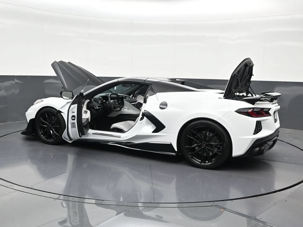 2025 Chevrolet Corvette Stingray 2LT