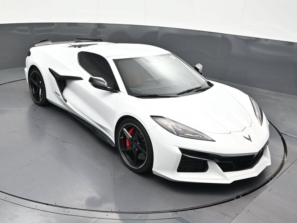 2025 Chevrolet Corvette E-Ray 1LZ