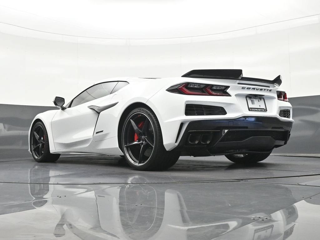 2025 Chevrolet Corvette E-Ray 1LZ