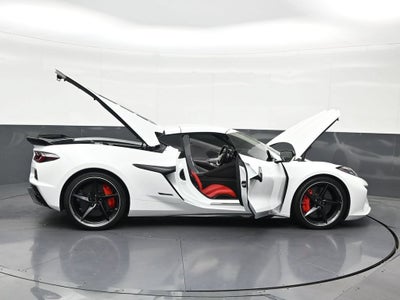 2025 Chevrolet Corvette E-Ray 1LZ