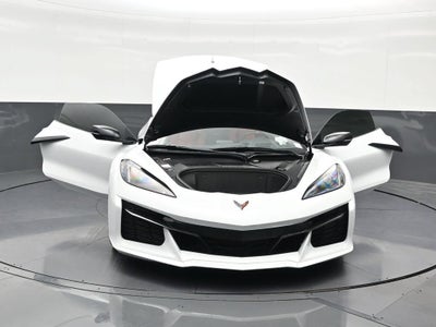 2025 Chevrolet Corvette E-Ray 1LZ