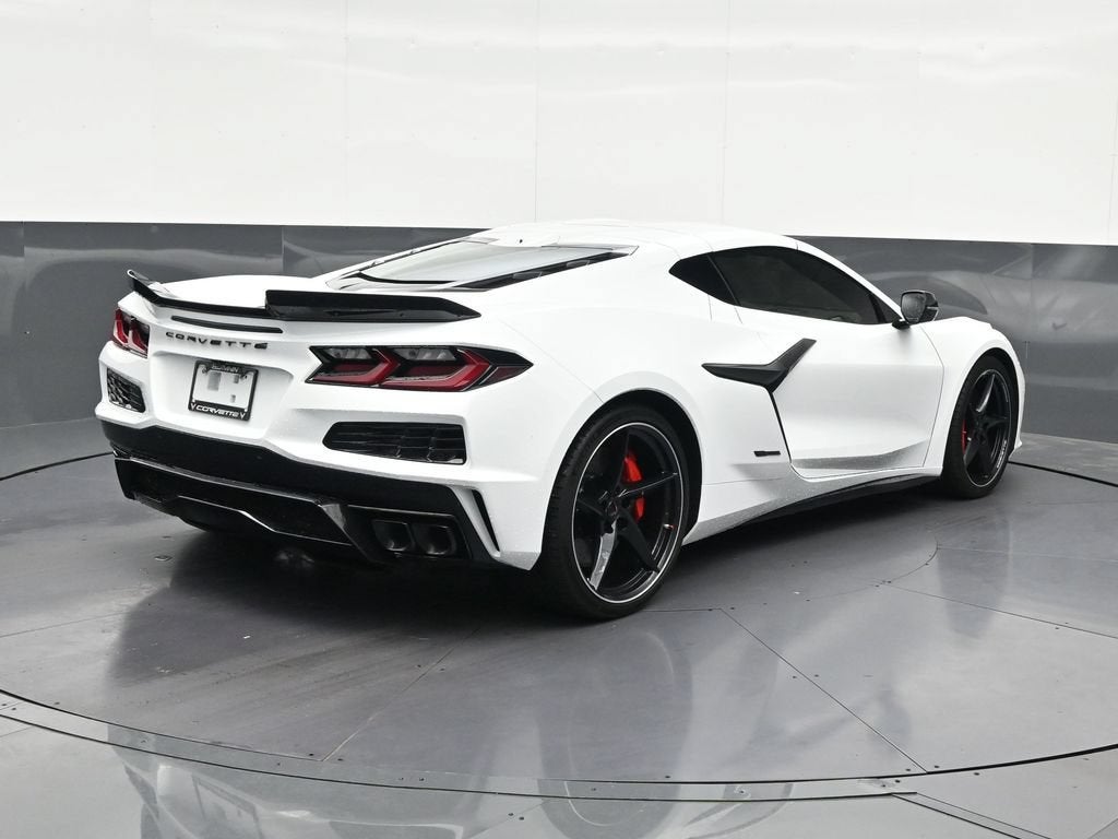 2025 Chevrolet Corvette E-Ray 1LZ
