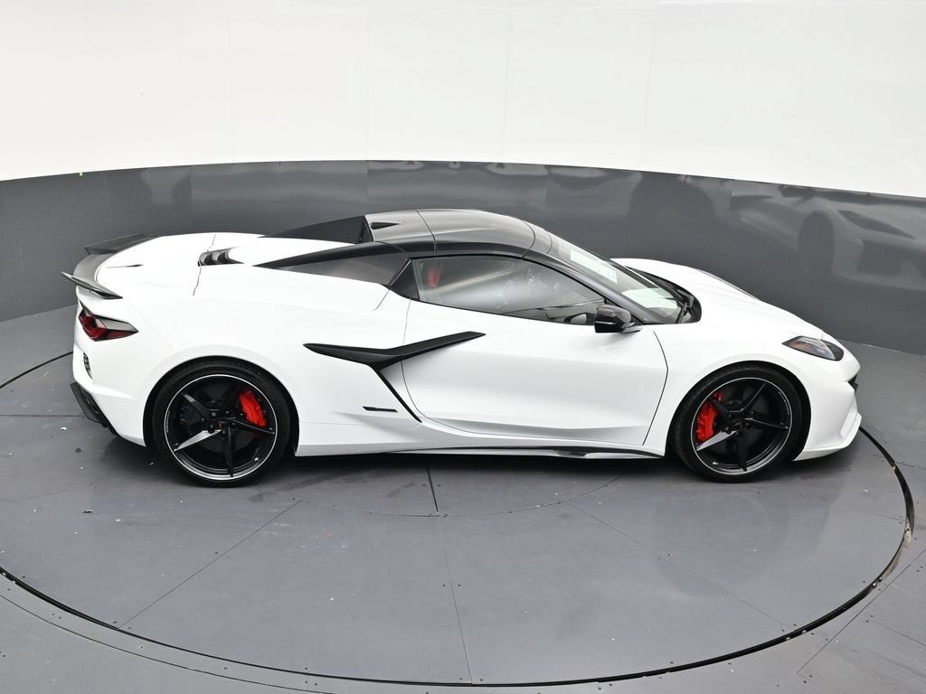 2025 Chevrolet Corvette E-Ray 1LZ