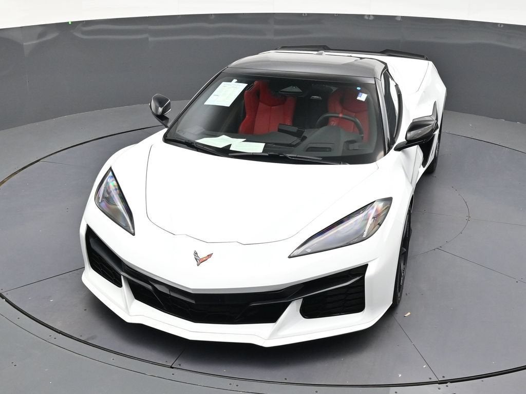 2025 Chevrolet Corvette E-Ray 1LZ