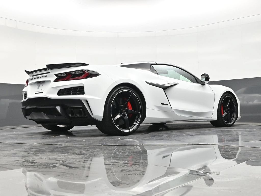 2025 Chevrolet Corvette E-Ray 1LZ