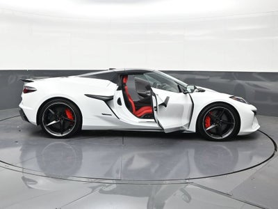 2025 Chevrolet Corvette E-Ray 1LZ