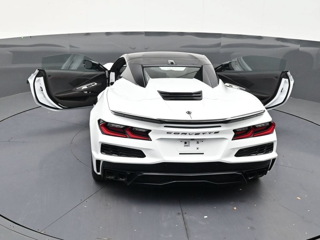 2025 Chevrolet Corvette E-Ray 1LZ