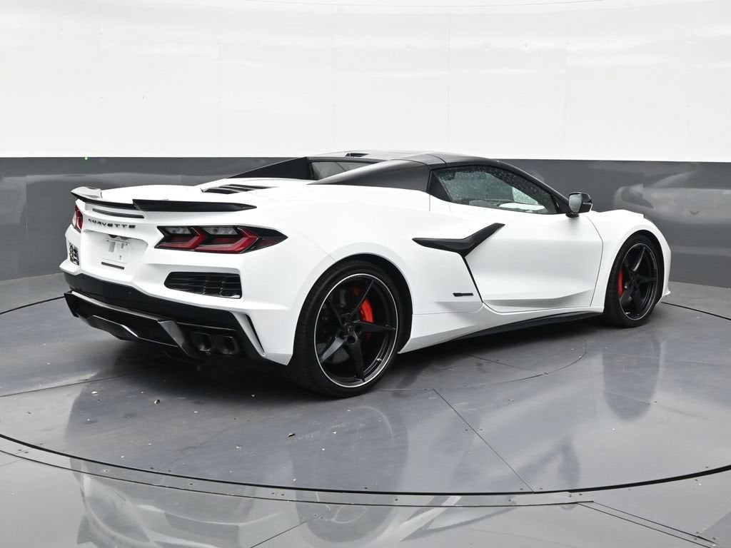 2025 Chevrolet Corvette E-Ray 1LZ