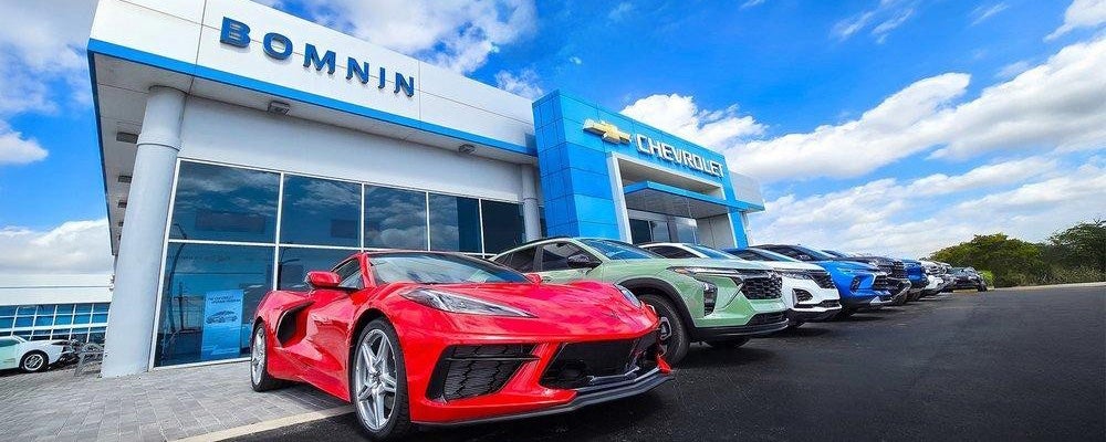 Bomnin Corvette in Miami FL exterior shot of Bomnin Chevrolet West Kendall