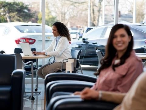 Bomnin Corvette in Miami FL customers sitting in waiting area