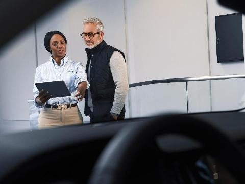 Bomnin Corvette in Miami FL customer speaking with sales representative